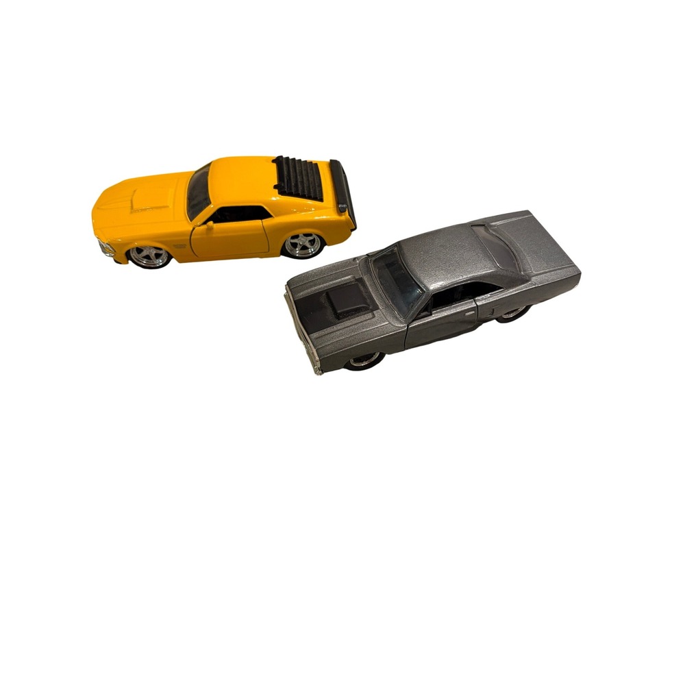 Lot (2) Jada Toys Bigtime Muscle Die Cast Cars 1970 Mustang Plymouth Road Runner